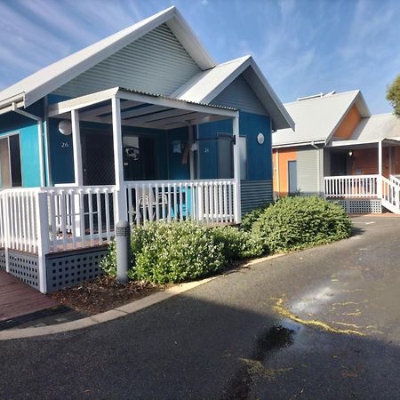 曼德拉海洋码头小屋酒店 曼哲拉 外观 照片
